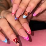 Peluquería y manicurista