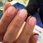 Peluquería y manicurista