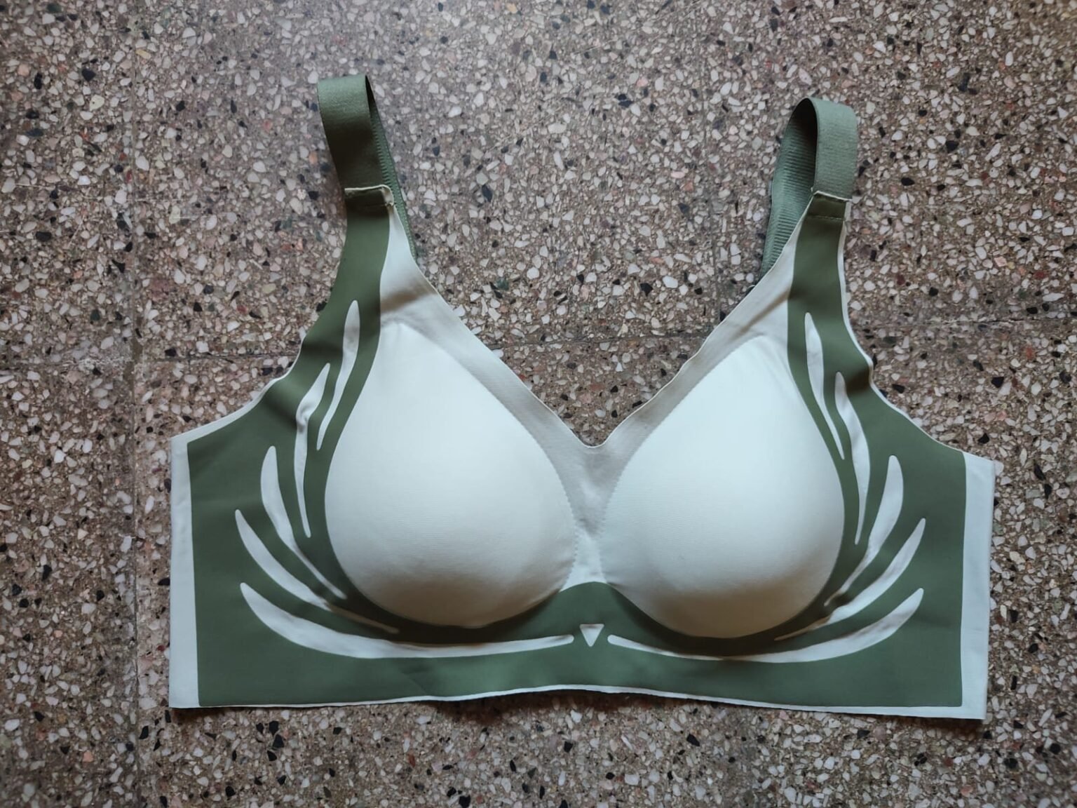 Ukrania Lencería