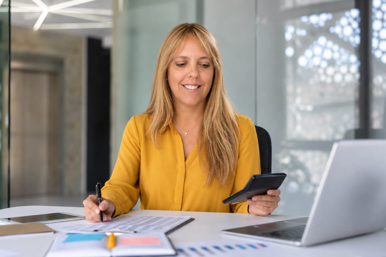tareas administrativas, telefonis