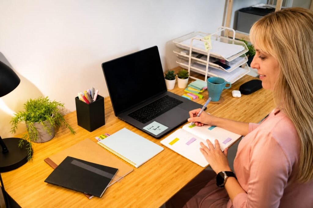 tareas administrativas, telefonis