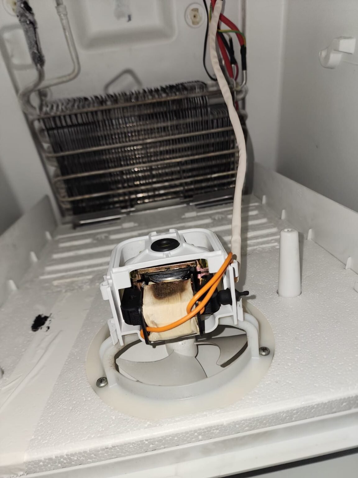 Técnico en refrigeración