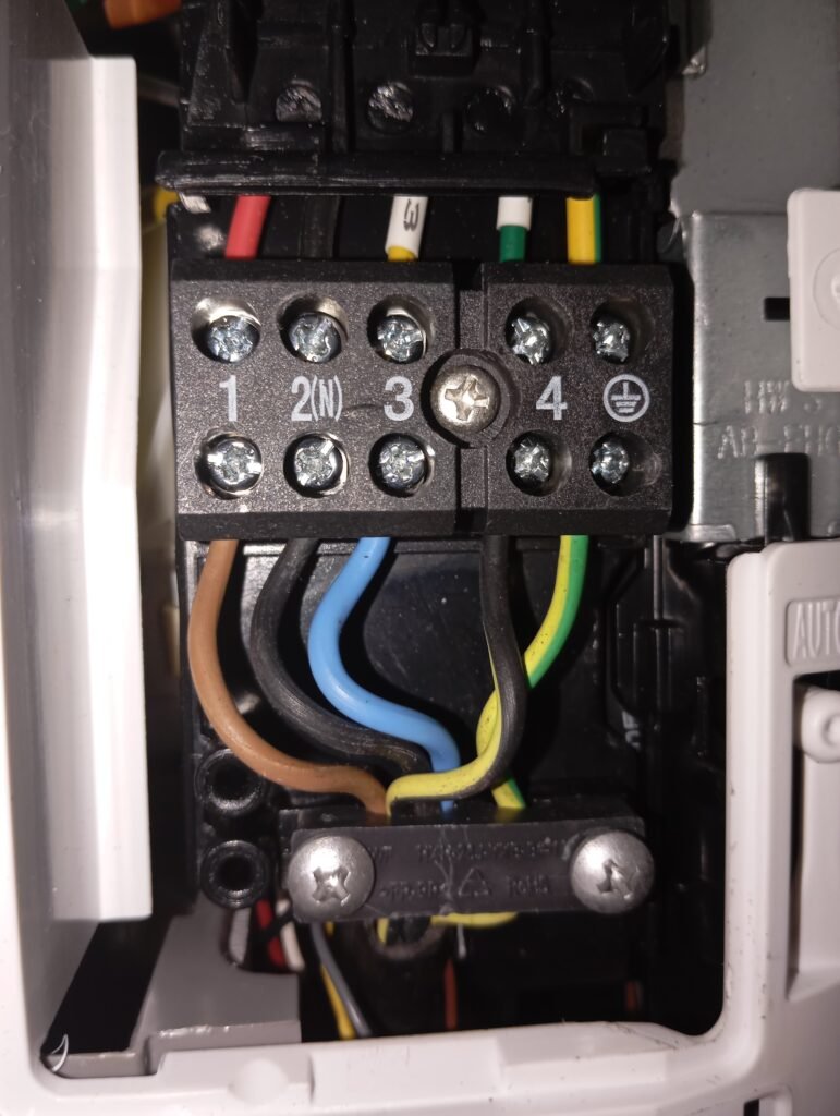 Refrigeracion electricidad servic