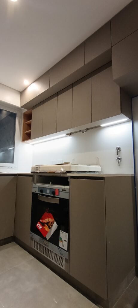 Instalaciones y mantenimiento elé