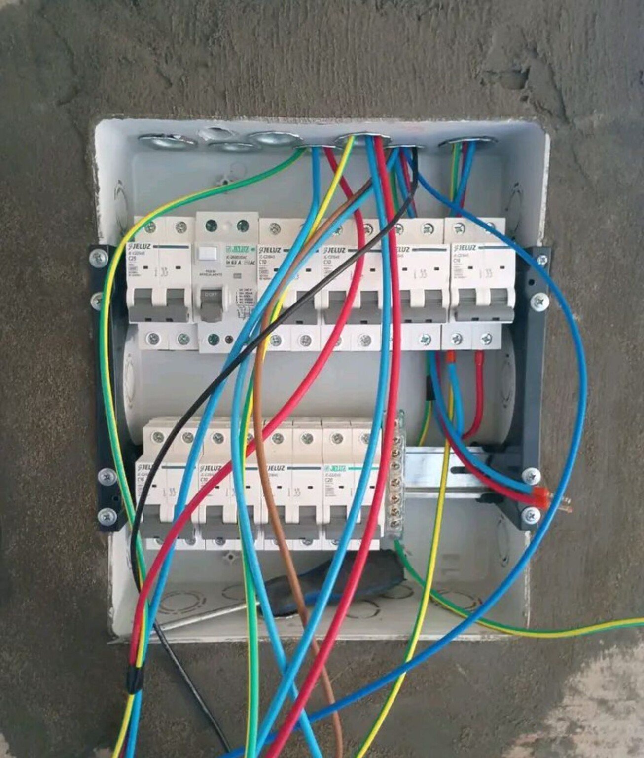 Electricista servicios domicilio