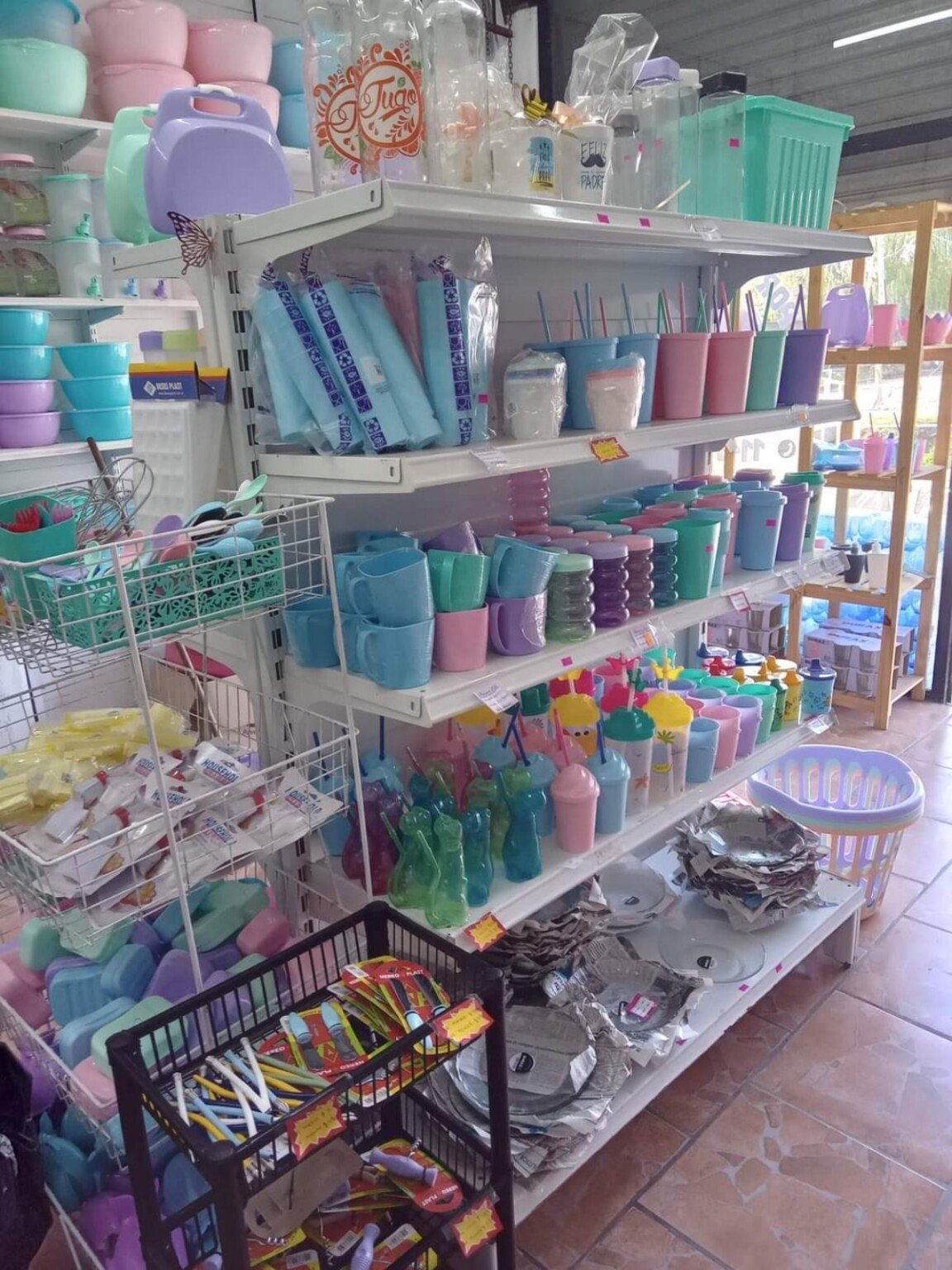 Bazar y multirubro por mayor