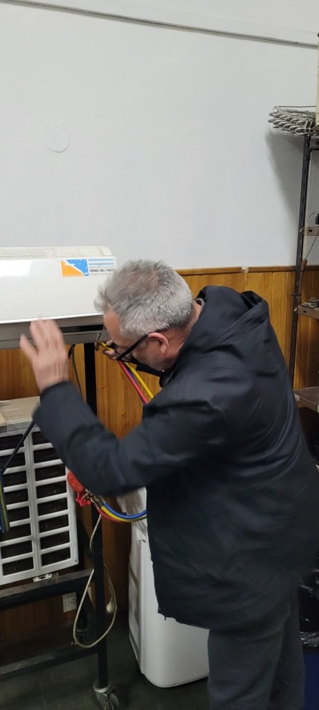 Técnico aire acondicionado
